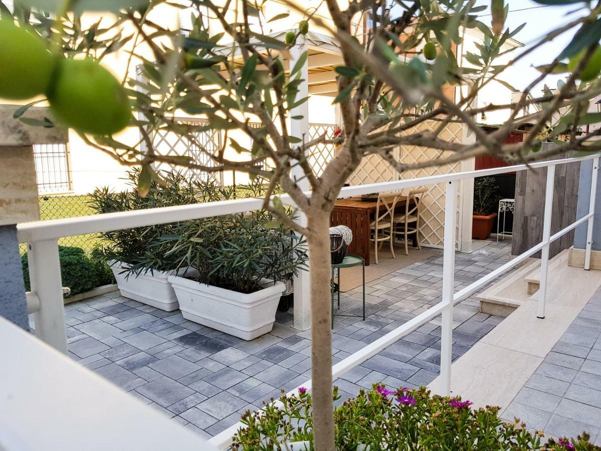 Bed and Breakfast Alcivico3 Civitanova Marche Exterior foto